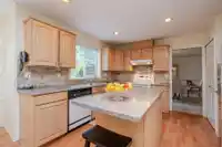 8719 140B STREET - thumbnail 12