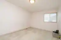 8719 140B STREET - thumbnail 28