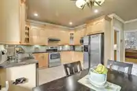 7869 147A STREET - thumbnail 16