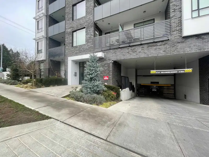 107 13623 81A AVENUE - photo 3 of 35