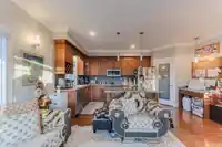 1 8358 121A STREET - thumbnail 8