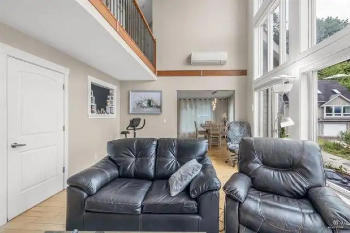 13848 116 AVENUE - photo 3 of 21