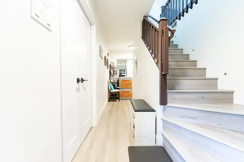 15098 98A AVENUE - photo 3 of 40