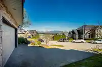 10365 174 STREET - thumbnail 2
