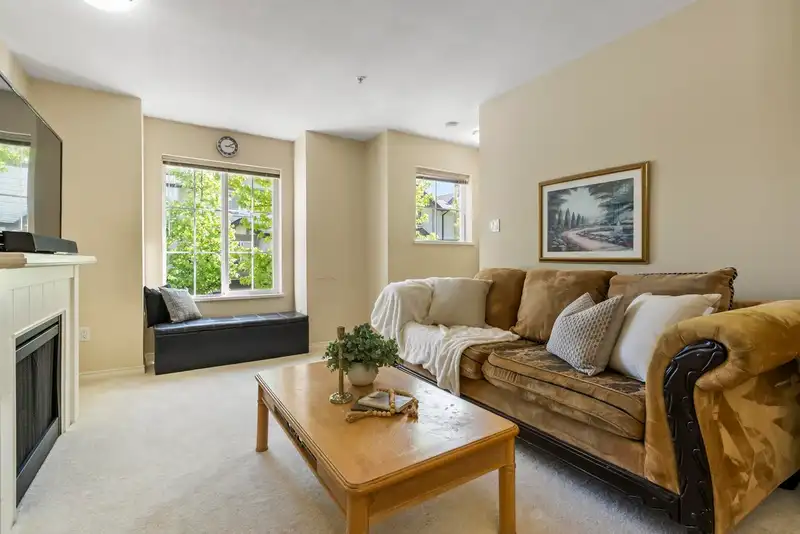 17 14855 100 AVENUE - photo 4 of 34