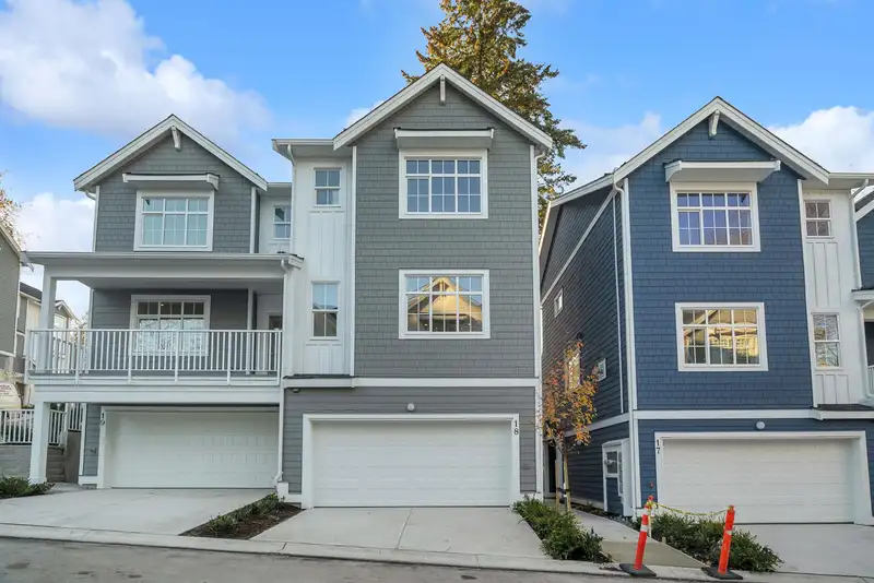 7 9762 182A STREET - photo 2 of 33