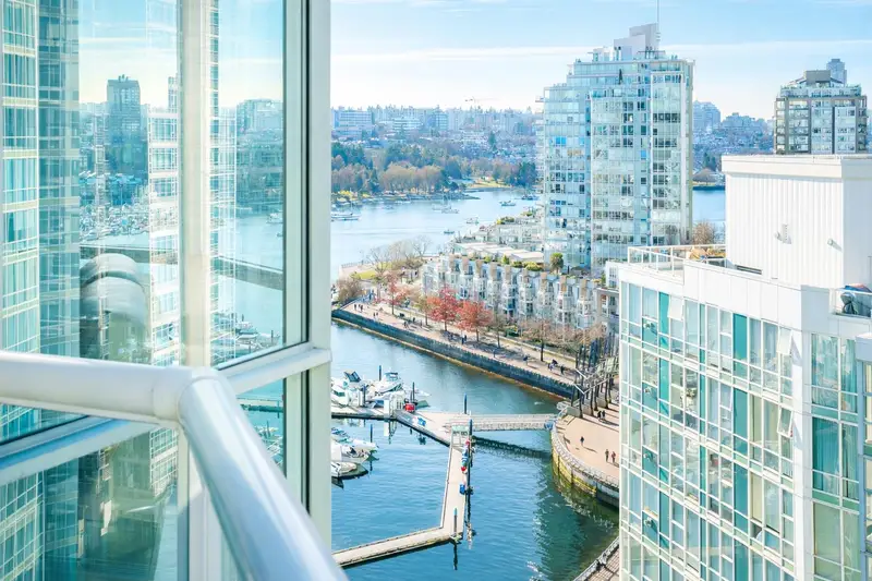 1906 1077 MARINASIDE CRESCENT - photo 1 of 25