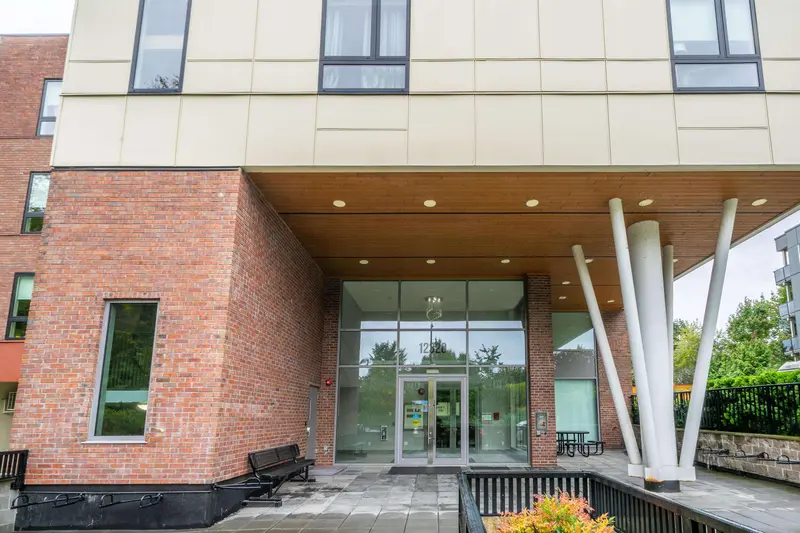 205 12320 222 STREET - photo 2 of 22