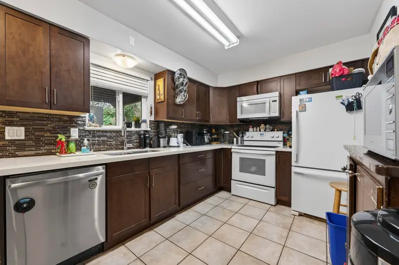 21468 MAYO PLACE - photo 4 of 16