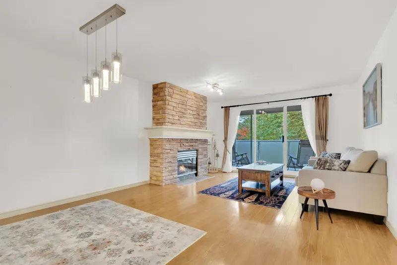 209 20145 55A AVENUE - photo 2 of 19