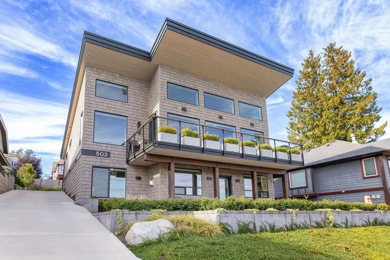 502 SPYGLASS PLACE - photo 4 of 25