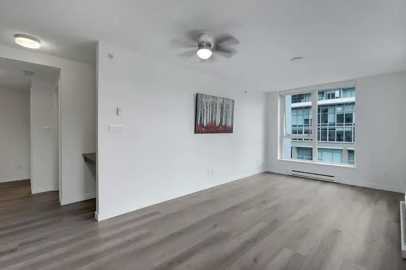 309 13325 102A AVENUE - photo 4 of 36
