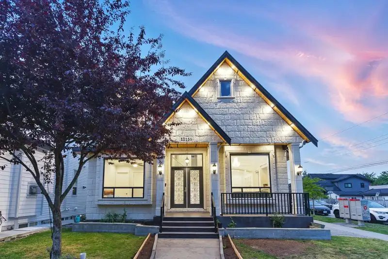 12151 66 AVENUE - photo 1 of 40