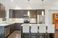 68 5888 144 STREET - thumbnail 3