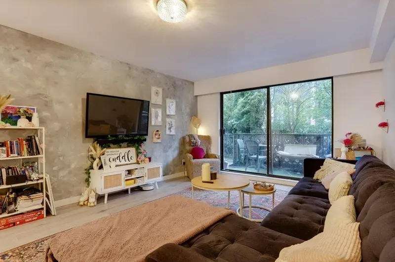 105 1544 FIR STREET - photo 4 of 20