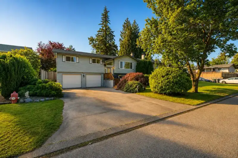 17030 HEREFORD PLACE - photo 1 of 40