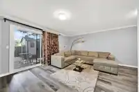 240 9454 PRINCE CHARLES BOULEVARD - thumbnail 2