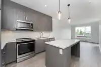 419 18811 72 AVENUE - thumbnail 3