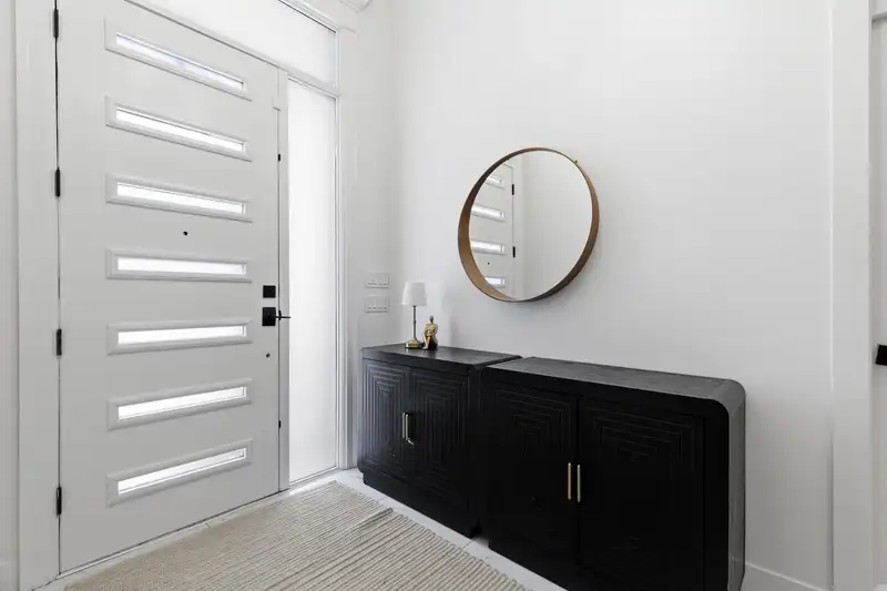 18080 67 AVENUE - photo 4 of 40