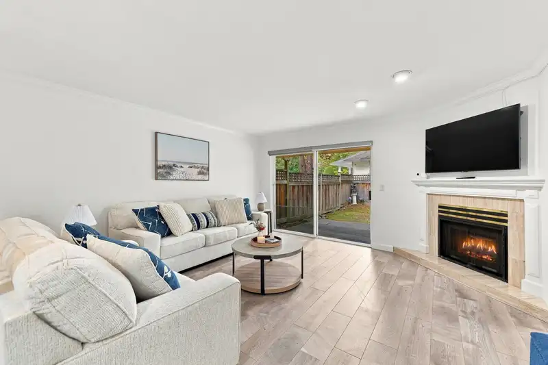 109 12163 68 AVENUE - photo 4 of 25