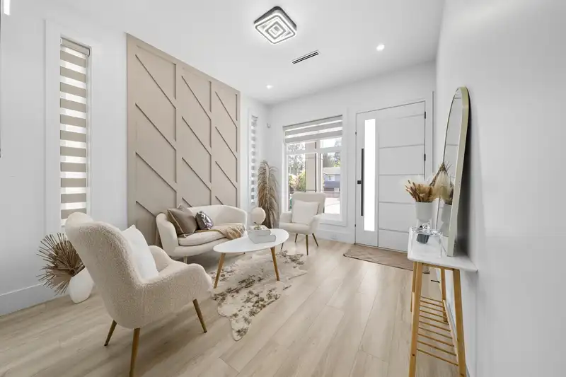 14043 80 AVENUE - photo 4 of 40