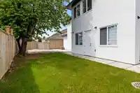 15576 89B AVENUE - thumbnail 31