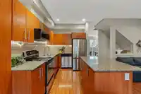 7 7088 191 STREET - thumbnail 8