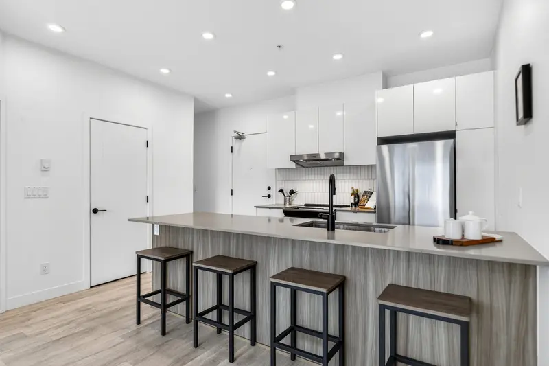 608 32838 LANDEAU PLACE - photo 3 of 24