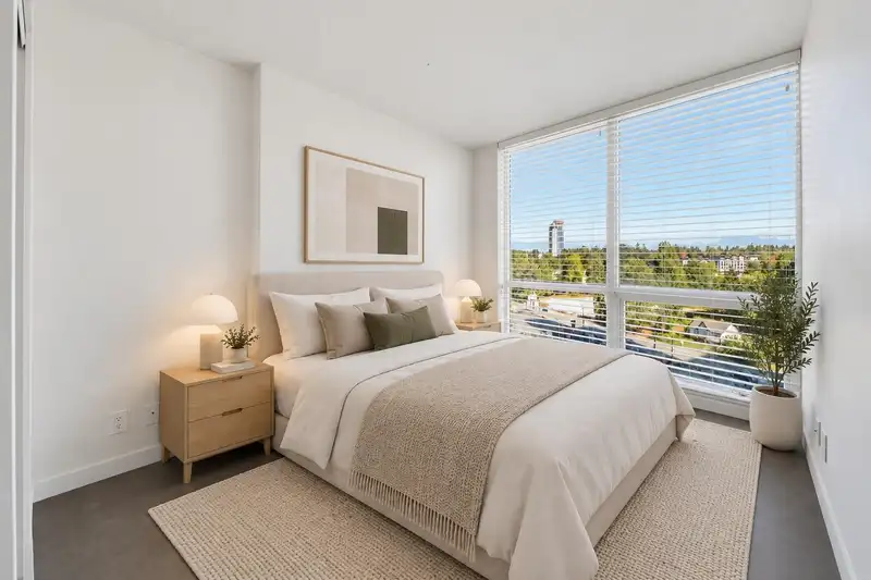 1007 13618 100 AVENUE - photo 2 of 25