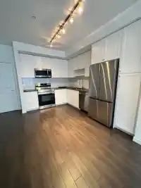 202 15815 85 AVENUE - thumbnail 1