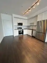 202 15815 85 AVENUE - thumbnail 2