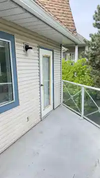 506 12101 80 AVENUE - thumbnail 4