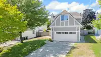 6039 191A STREET - thumbnail 3