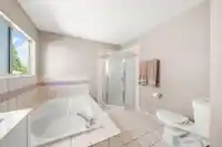 6039 191A STREET - thumbnail 26