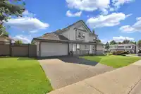 9086 137A STREET - thumbnail 7