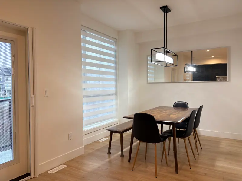 8 7670 207 STREET - photo 3 of 5