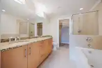 202 16477 64 AVENUE - thumbnail 21
