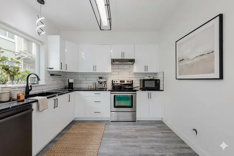 7 621 LANGSIDE AVENUE - photo 4 of 18