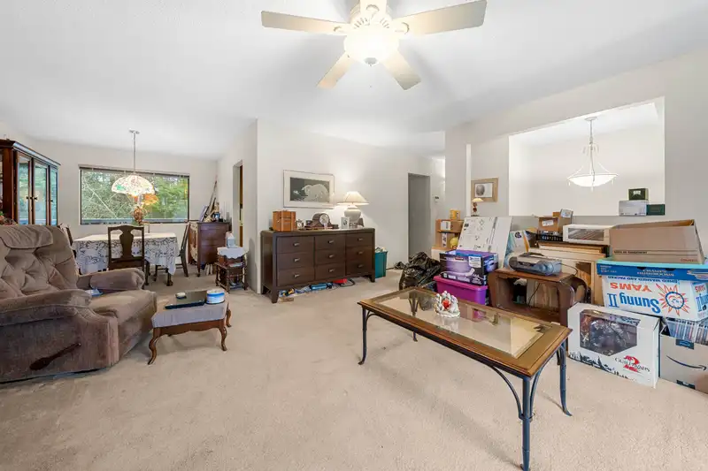 9762 149 STREET - photo 4 of 40
