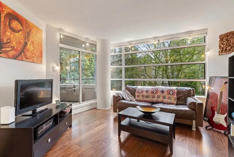 201 1225 BARCLAY STREET - photo 1 of 23