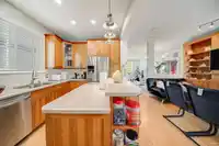 5731 148B STREET - thumbnail 7
