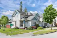 5947 165A STREET - thumbnail 31
