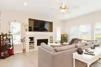 5947 165A STREET - thumbnail 5