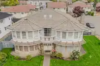 12441 71A AVENUE - thumbnail 2