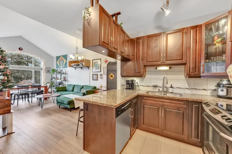 12525 190A STREET - photo 1 of 25