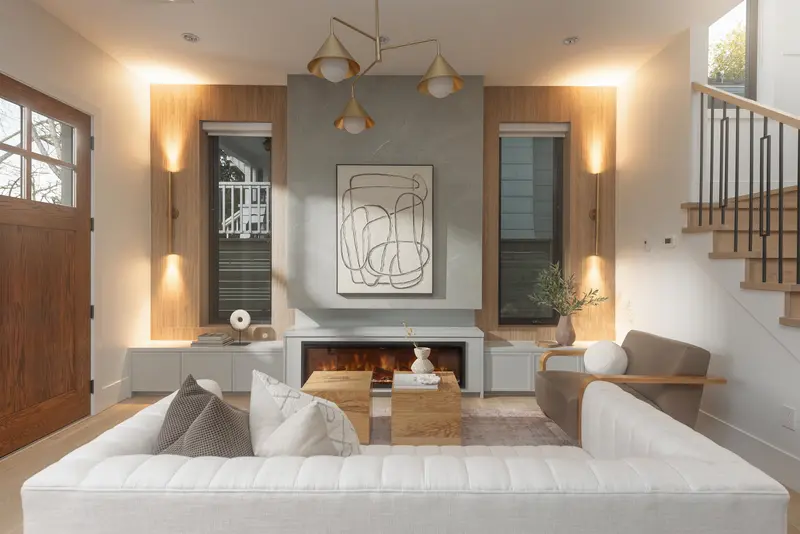 1 2684 OXFORD STREET - photo 2 of 17