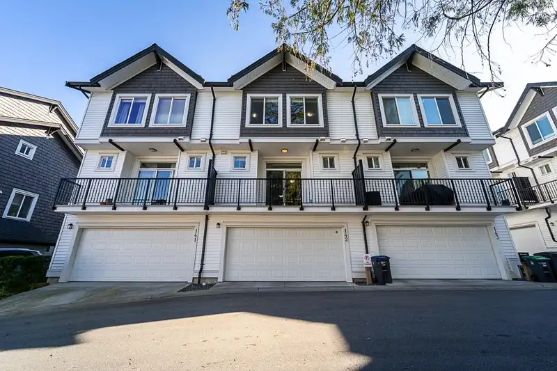 142 6030 142 STREET - photo 2 of 36