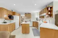 9433 164 STREET - thumbnail 12