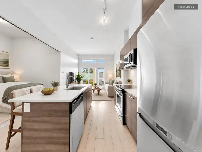 408 13931 FRASER HIGHWAY - photo 2 of 28