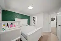 303 8115 121A STREET - thumbnail 12